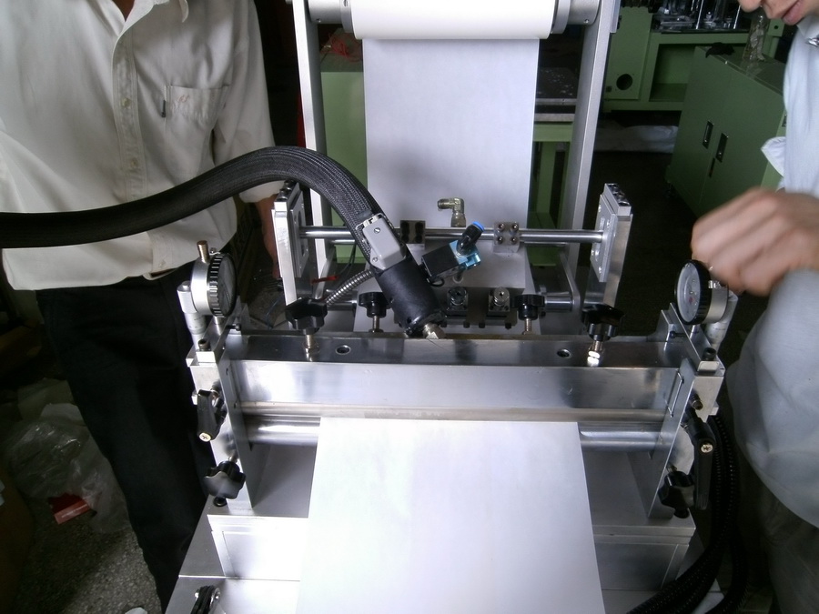 300m壓輪上膠機